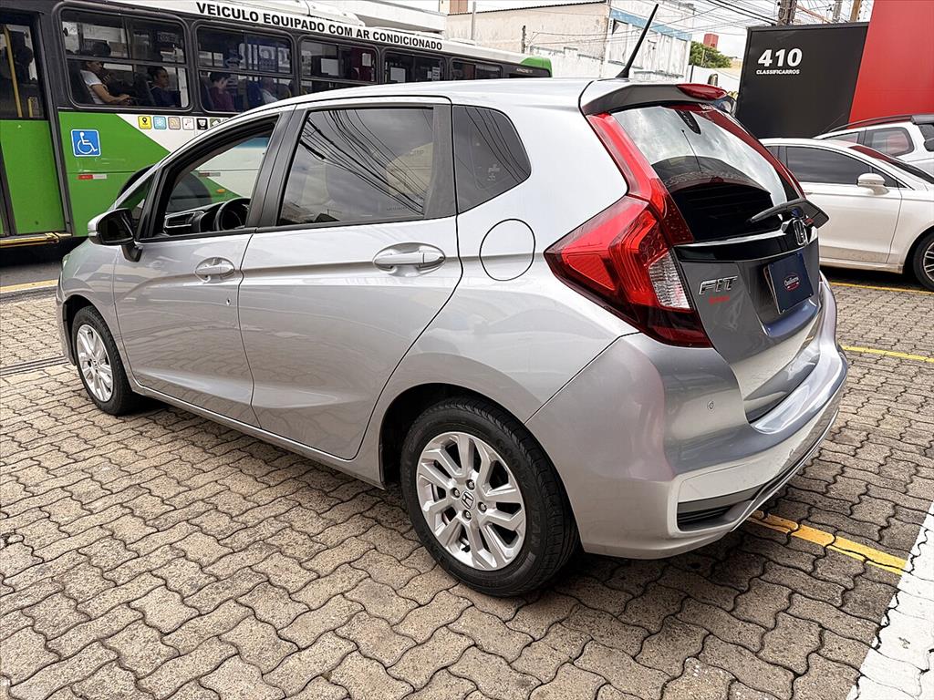 Honda Fit - 1.5 LX 16V FLEX 4P AUTOMÁTICO