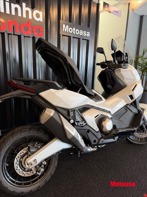X-ADV X-ADV6