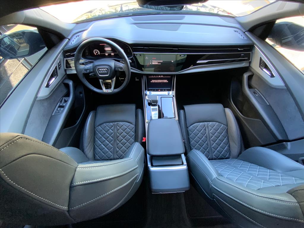 Audi-Q8-3.0 TFSI GASOLINA PERFORMANCE BLACK QUATTRO TIPTRONIC