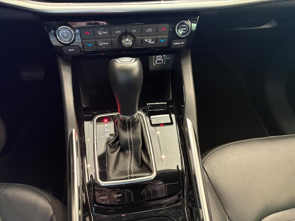 COMMANDER 1.3 T270 TURBO FLEX LONGITUDE AT69