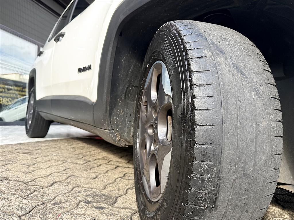Jeep Renegade - 1.8 16V FLEX SPORT 4P AUTOMÁTICO