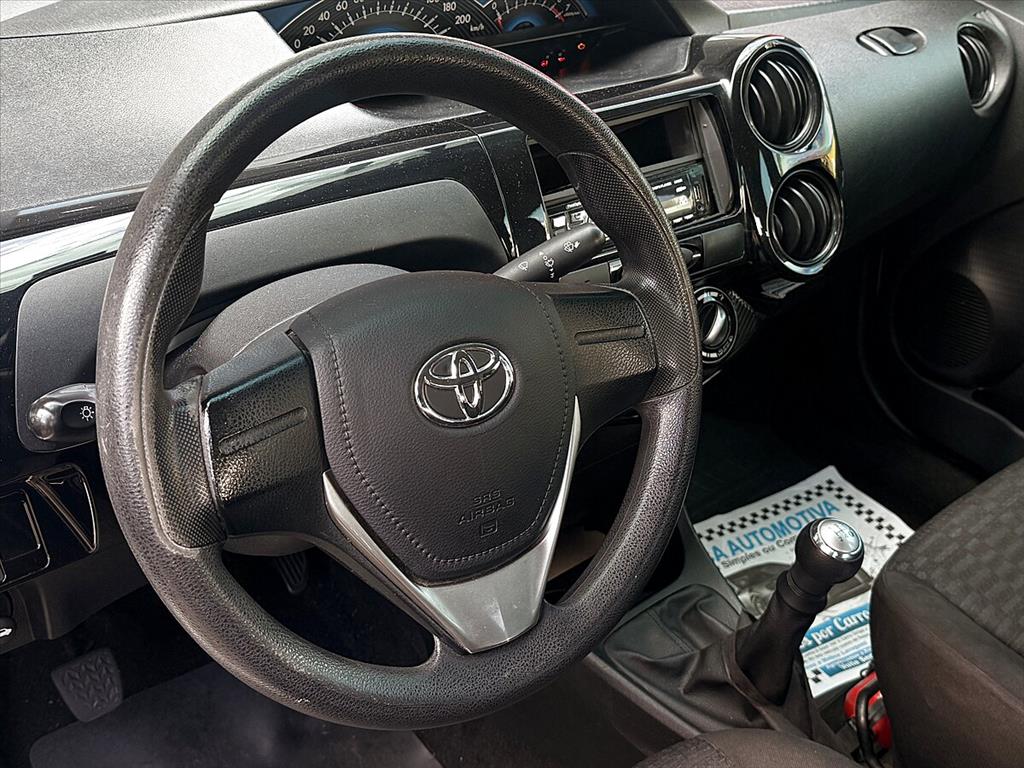 Toyota Etios - 1.5 X SEDAN 16V FLEX 4P MANUAL