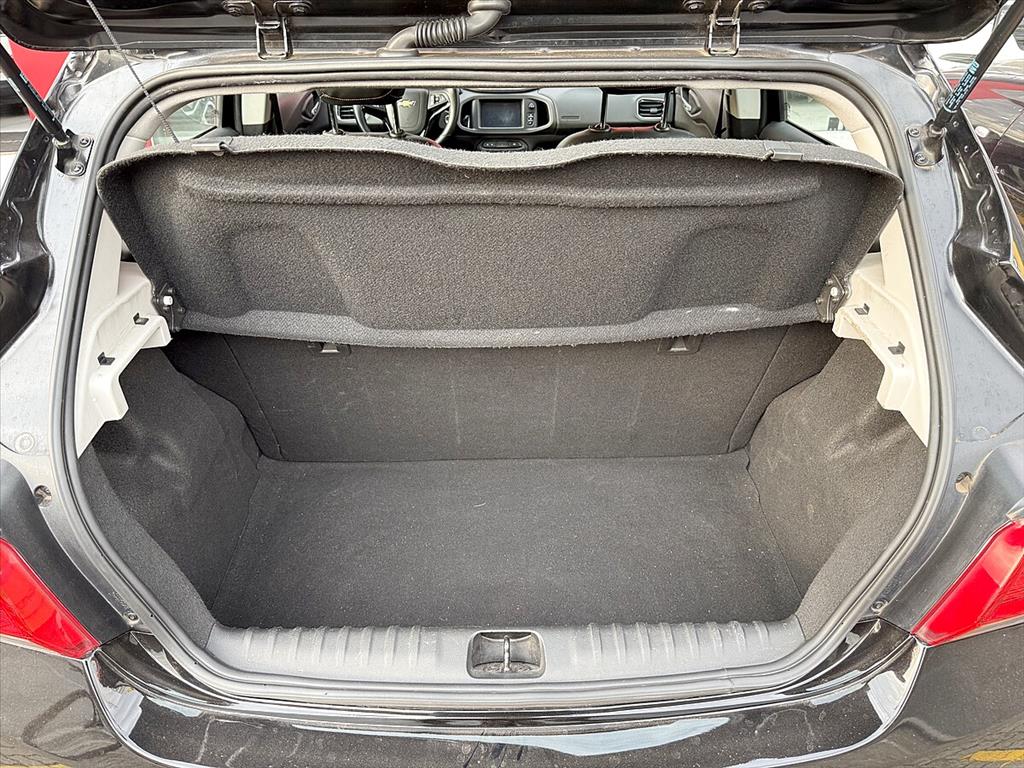 Chevrolet Onix - 1.4 MPFI LTZ 8V FLEX 4P AUTOMÁTICO