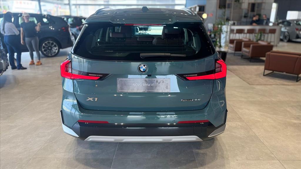 X1 2.0 16V TURBO GASOLINA SDRIVE20I X-LINE STEPTRONIC8