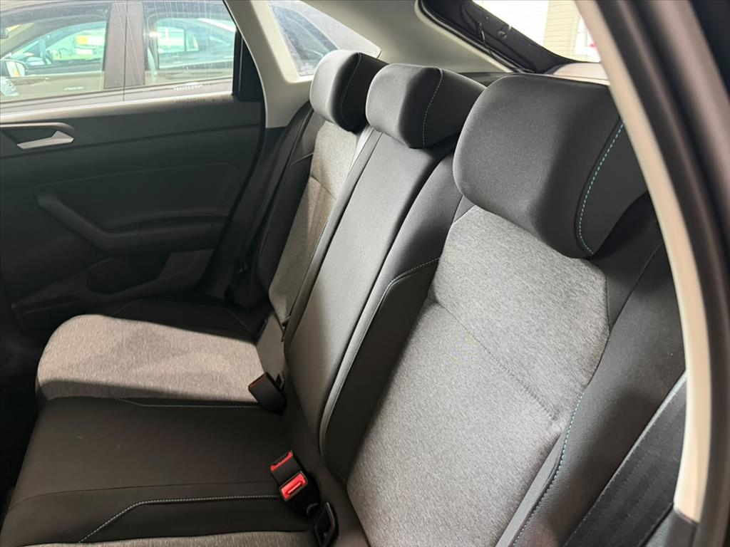 NIVUS 1.0 200 TSI TOTAL FLEX SENSE AUTOMÁTICO5