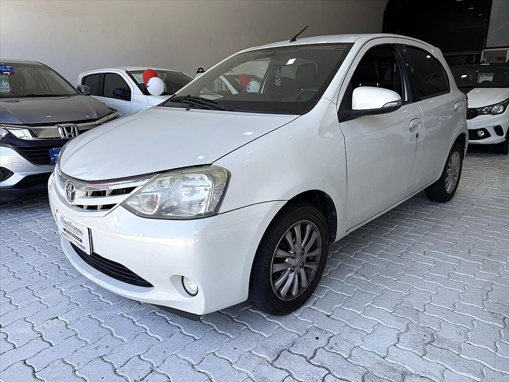 Toyota Etios - 1.5 XLS 16V FLEX 4P MANUAL