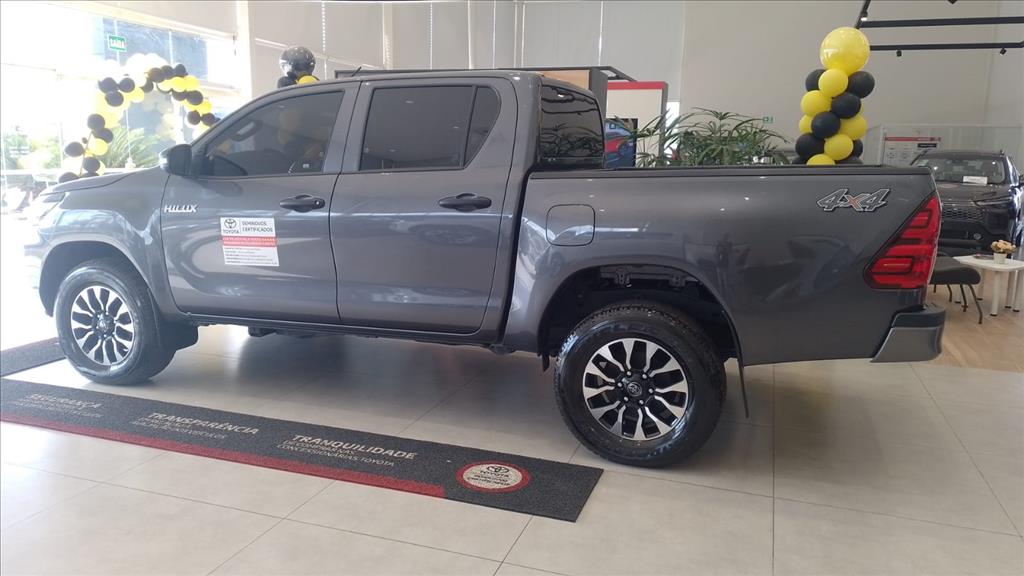 HILUX 2.8 D-4D TURBO DIESEL CD POWER PACK 4X4 MANUAL2