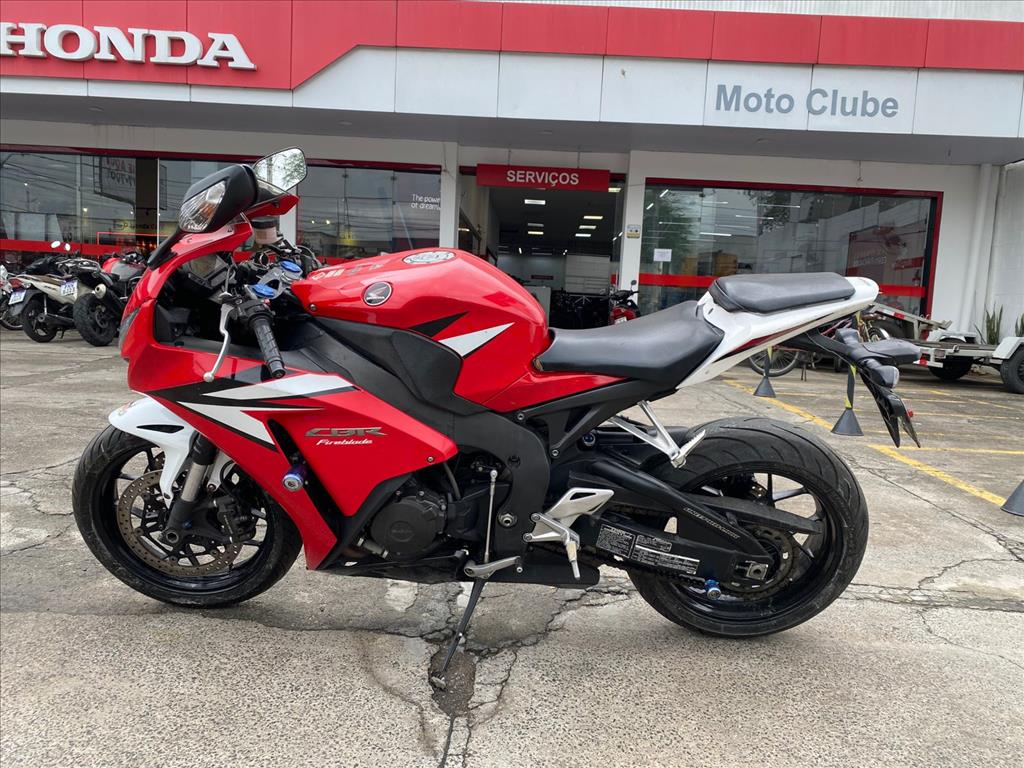 HONDA CBR foto 4