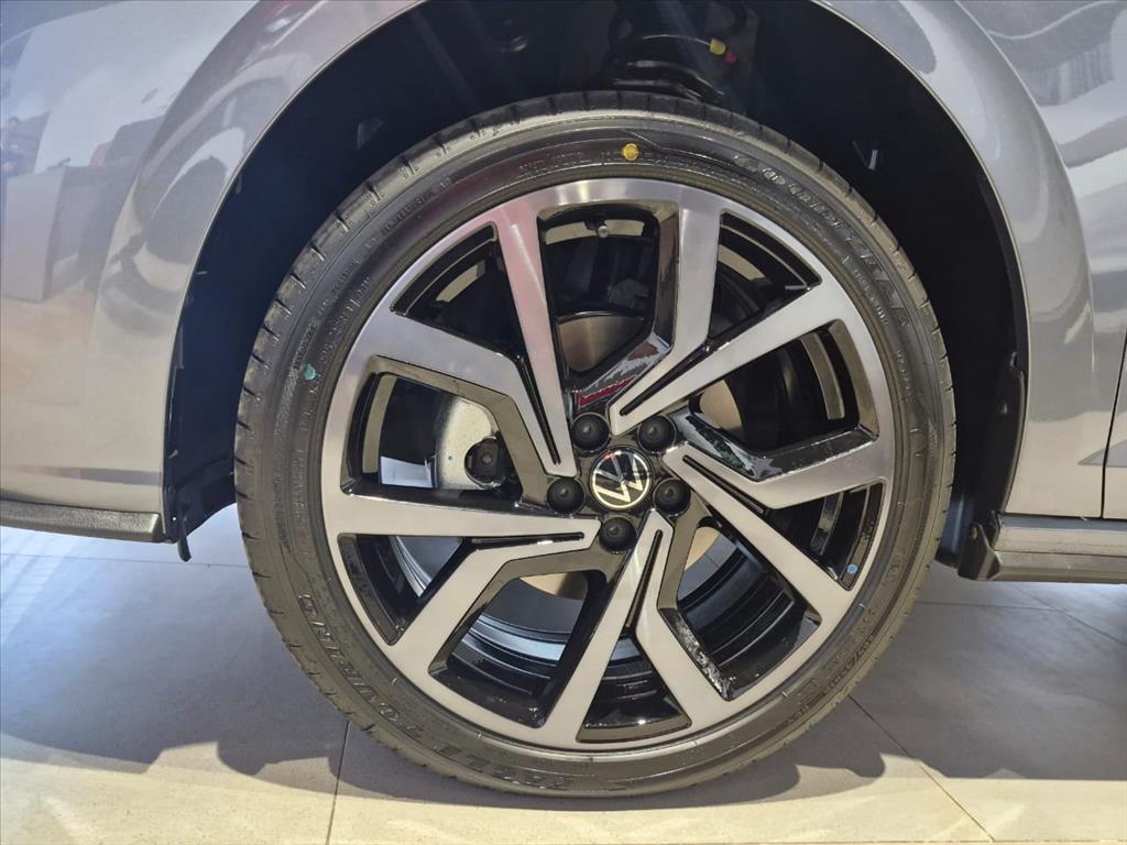 VIRTUS 1.4 250 TSI EXCLUSIVE AUTOMÁTICO13