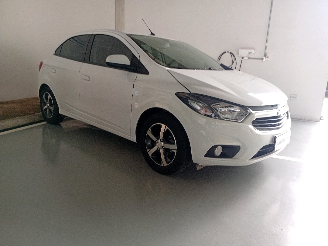 GM - Chevrolet-ONIX-1.4 MPFI LTZ 8V FLEX 4P AUTOMÁTICO
