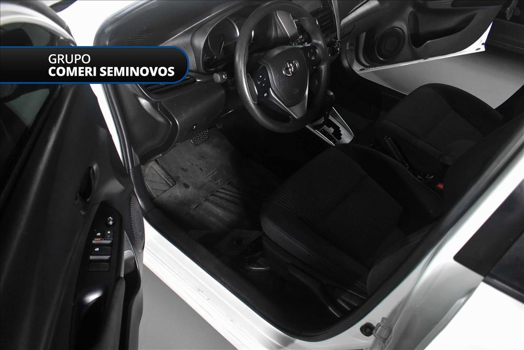 YARIS 1.3 16V FLEX XL LIVE MULTIDRIVE7