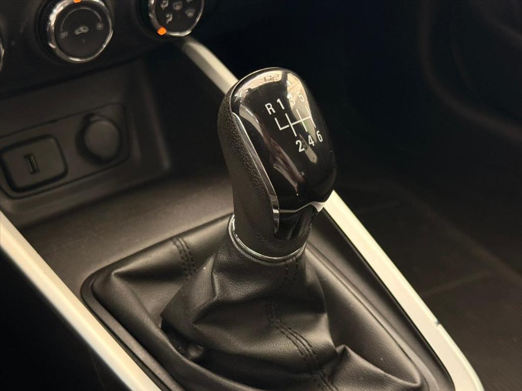ONIX 1.0 TURBO FLEX LT MANUAL9