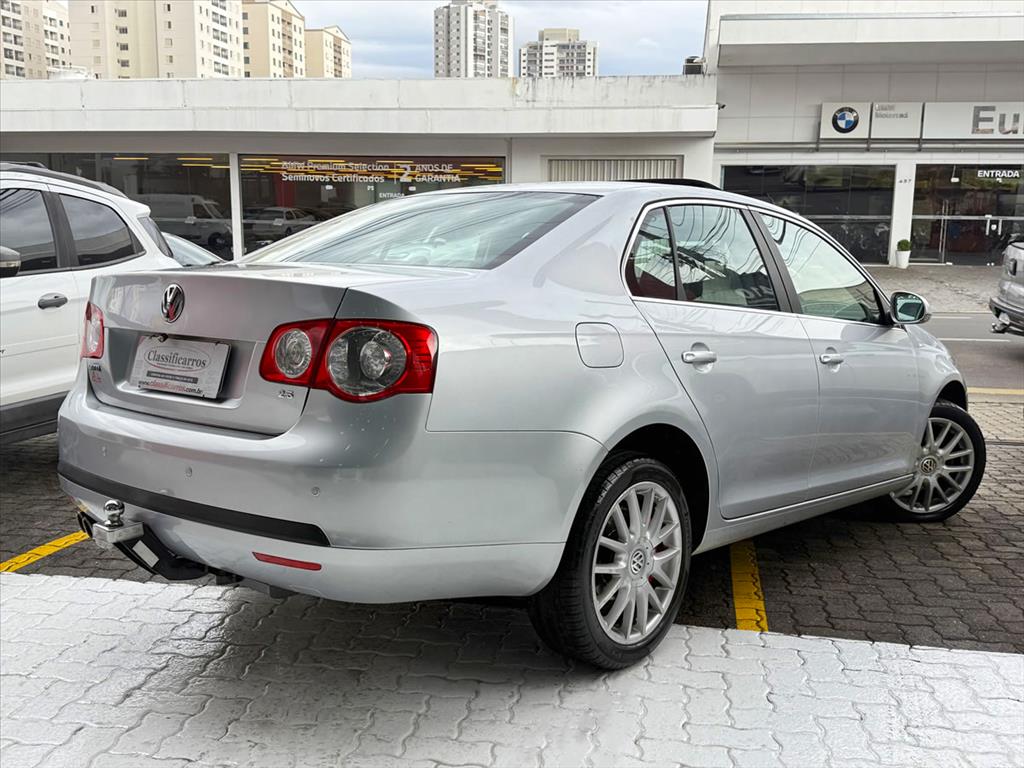 Volkswagen Jetta - 2.5 I 20V 150CV GASOLINA 4P TIPTRONIC