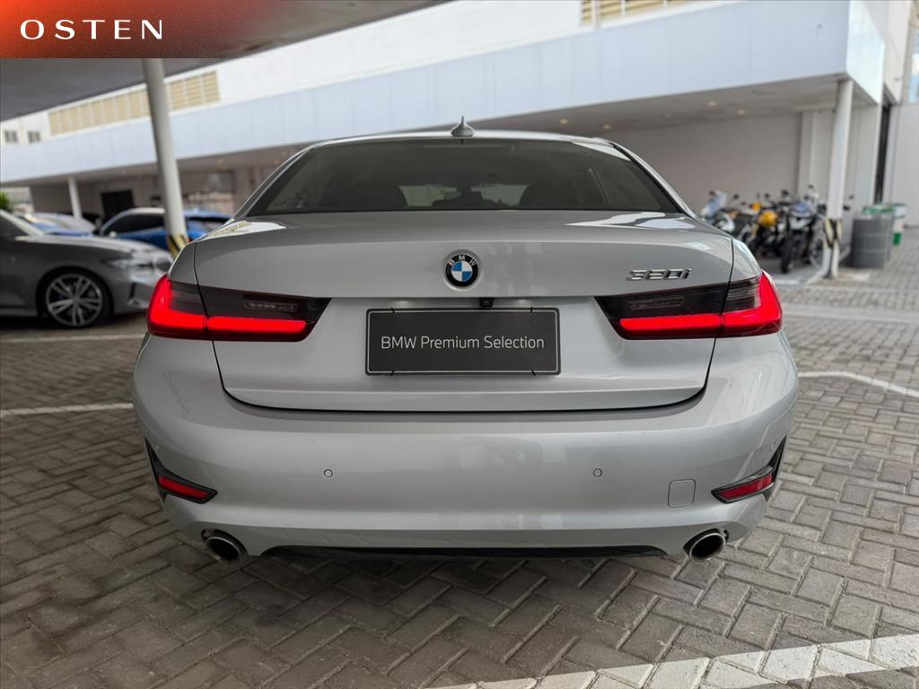 BMW-320i-2.0 16V TURBO GASOLINA SPORT AUTOMÁTICO