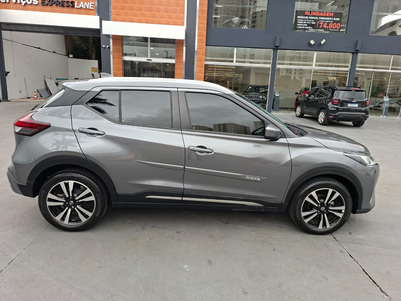 KICKS PLAY 1.6 16V FLEXSTART ADVANCE PLUS XTRONIC5