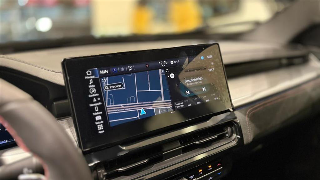 RAMPAGE 2.0 HURRICANE 4 TURBO GASOLINA R/T 4X4 AUTOMÁTICO4