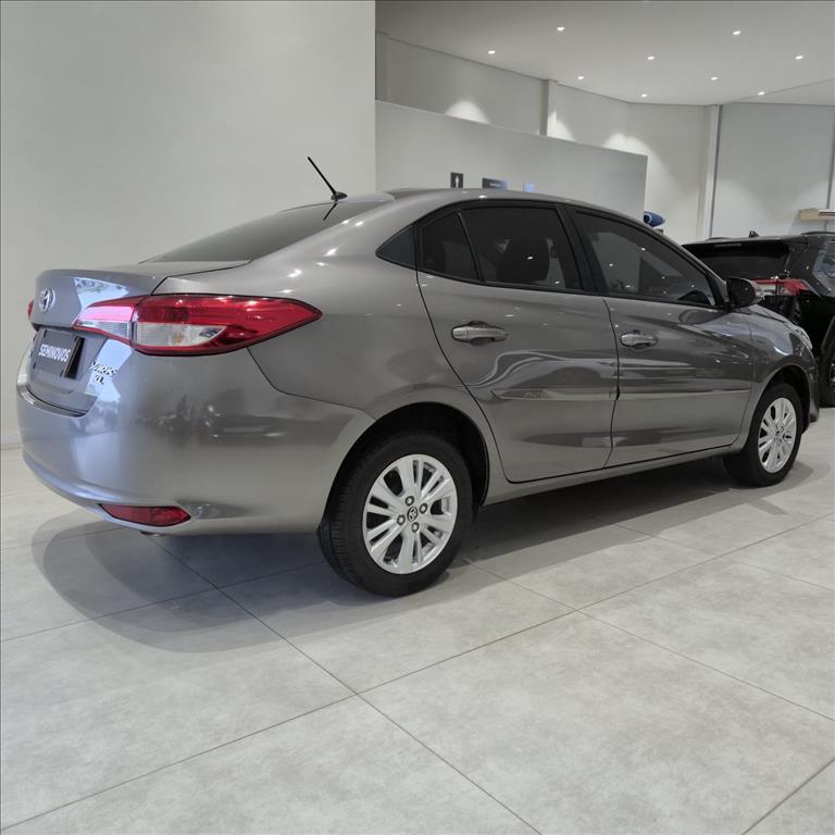 YARIS 1.5 16V FLEX SEDAN XL MULTIDRIVE3