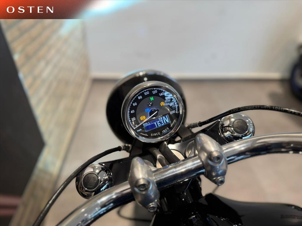 BMW Motorrad-R-18