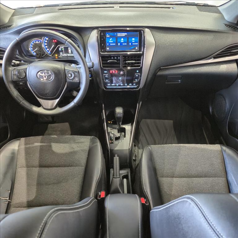 YARIS 1.5 16V FLEX SEDAN XS CONNECT MULTIDRIVE