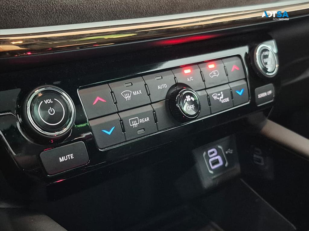 JEEP COMMANDER 1.3 T270 TURBO FLEX OVERLAND AT6