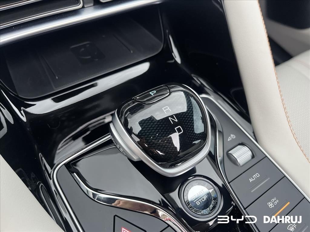 SONG PLUS 1.5 DM-I HÍBRIDO AUTOMÁTICO9