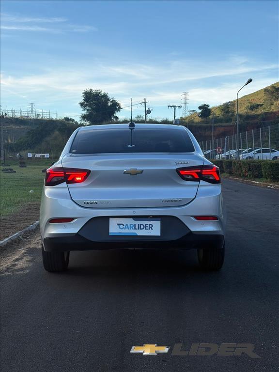 ONIX PLUS 1.0 TURBO FLEX PREMIER AUTOMÁTICO5