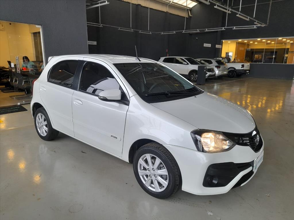 ETIOS 1.5 X PLUS 16V FLEX 4P AUTOMÁTICO2