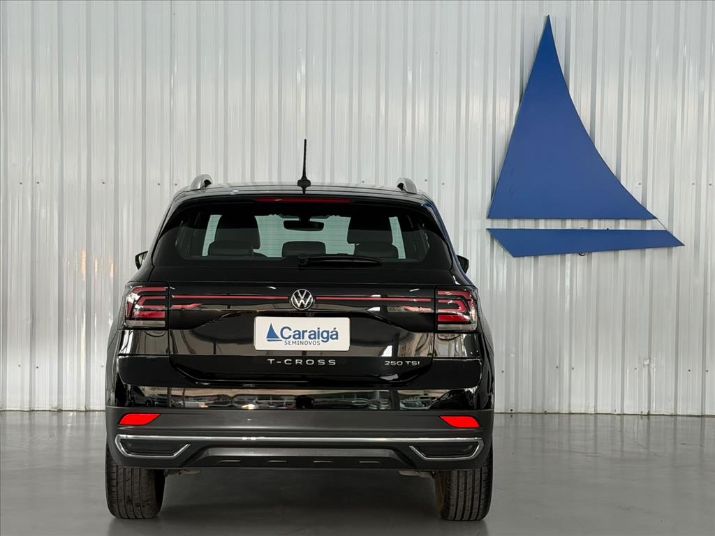 T-CROSS 1.4 250 TSI TOTAL FLEX HIGHLINE AUTOMÁTICO3