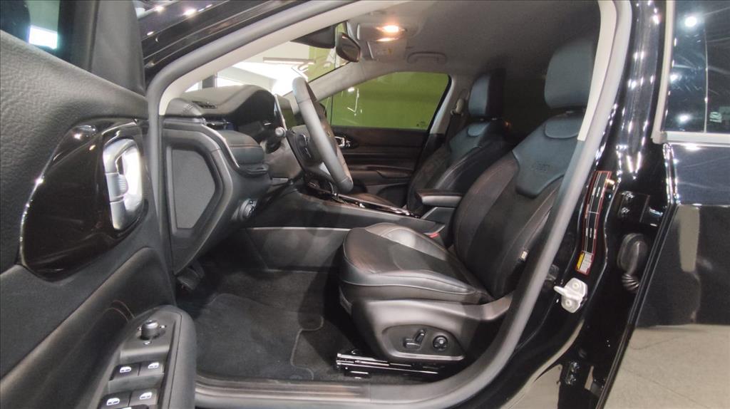 COMPASS 1.3 T270 TURBO FLEX LIMITED AT6