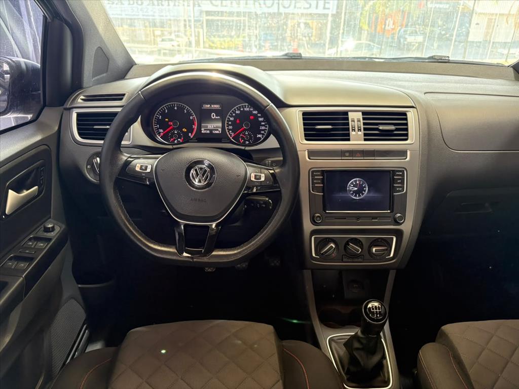 Volkswagen-FOX-1.6 MSI TOTAL FLEX XTREME 4P MANUAL