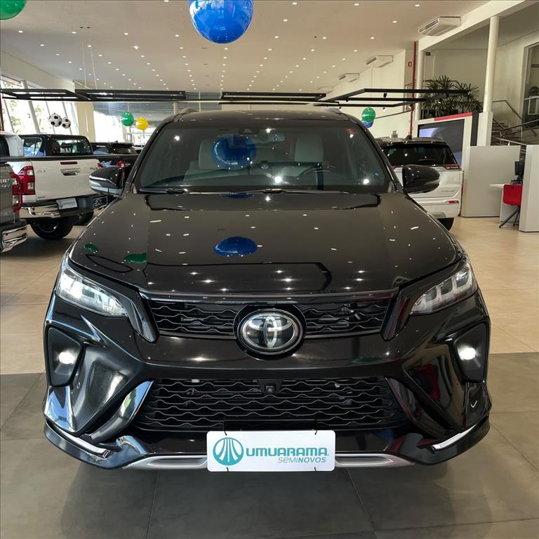 HILUX SW4 2.8 D-4D TURBO DIESEL SRX 7L 4X4 AUTOMÁTICO2