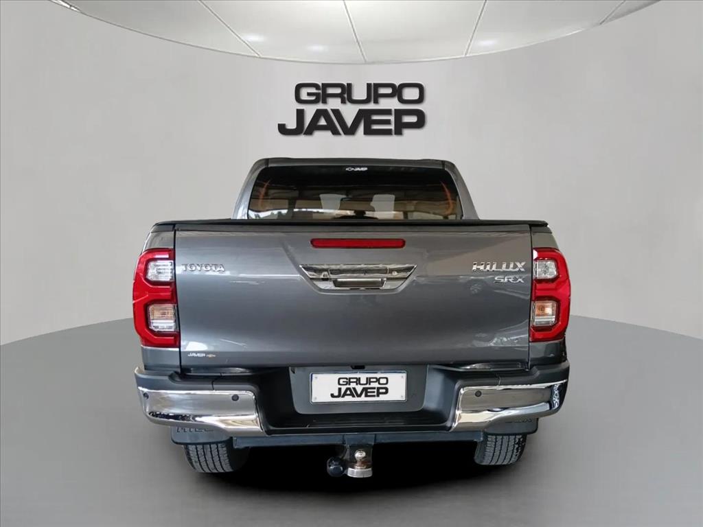 Toyota-HILUX-2.8 D-4D TURBO DIESEL CD SRX 4X4 AUTOMÁTICO