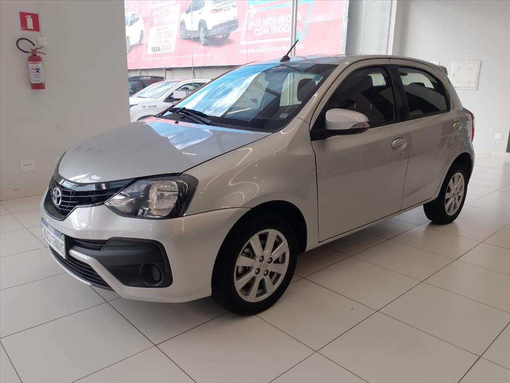ETIOS 1.5 X PLUS 16V FLEX 4P AUTOMÁTICO3