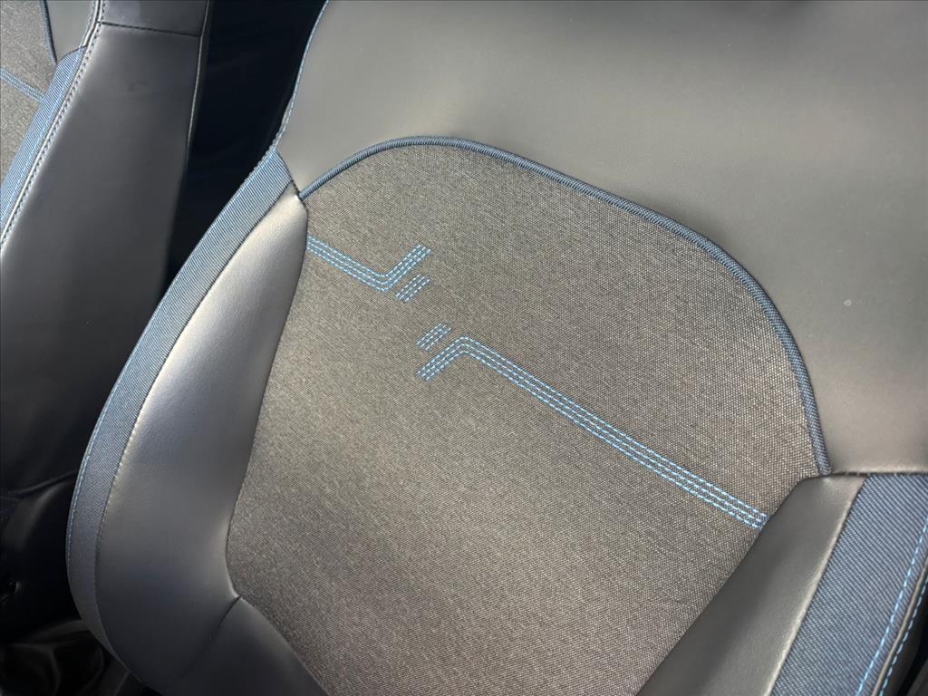 KWID 1.0 12V SCE FLEX INTENSE MANUAL18