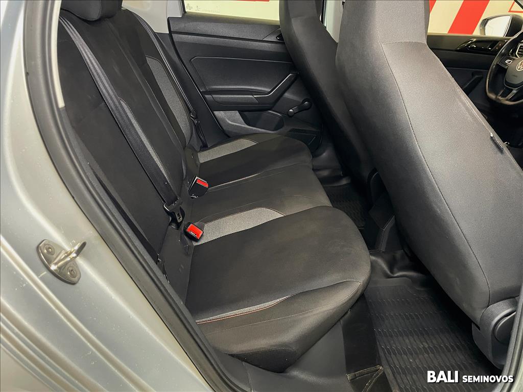 POLO 1.0 MPI TRACK MANUAL15