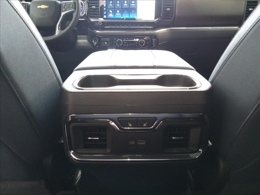 SILVERADO 5.3 V8 GASOLINA 1500 HIGH COUNTRY 4X4 AUTOMÁTICO9