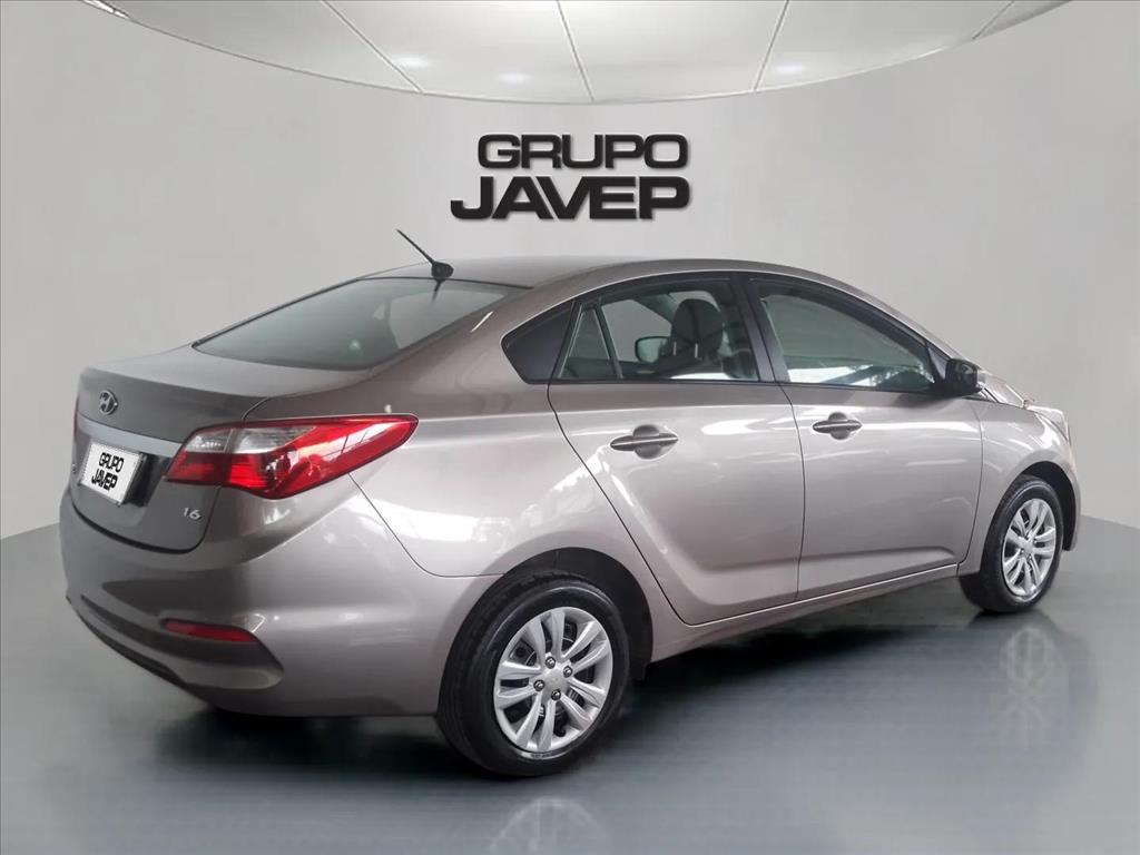 Hyundai-HB20S-1.6 COMFORT PLUS 16V FLEX 4P MANUAL