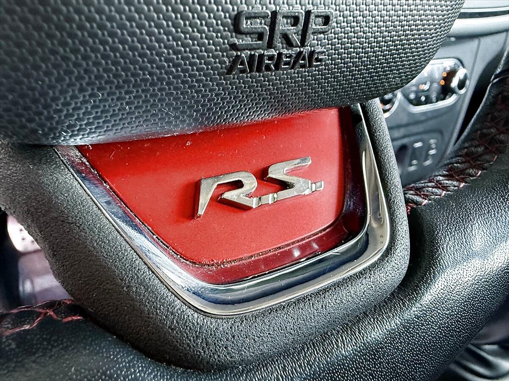 Renault Sandero - 2.0 16V HI-FLEX RS MANUAL