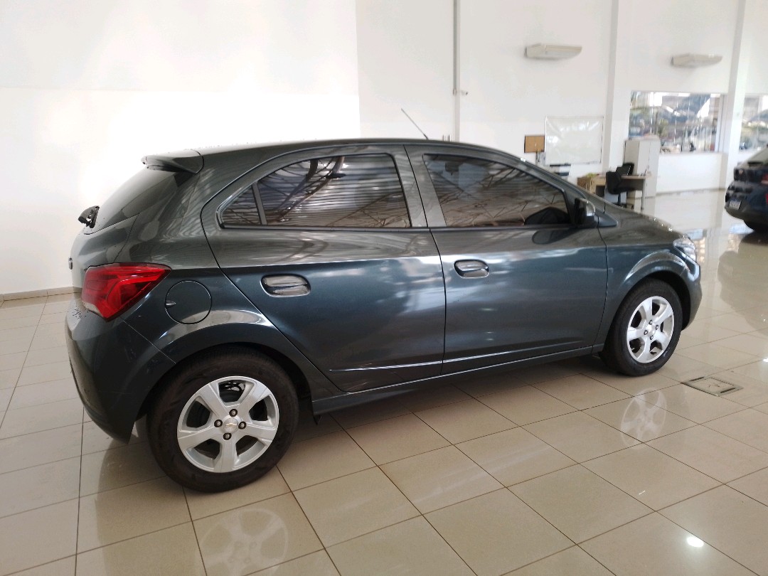 GM - Chevrolet-ONIX-1.4 MPFI LT 8V FLEX 4P MANUAL