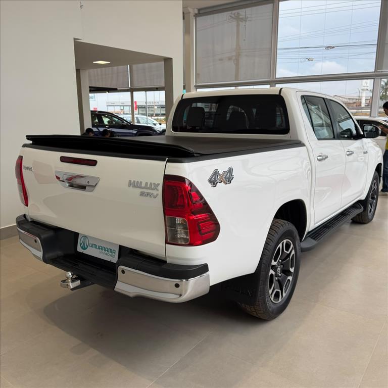 HILUX 2.8 D-4D TURBO DIESEL CD SRV 4X4 AUTOMÁTICO4