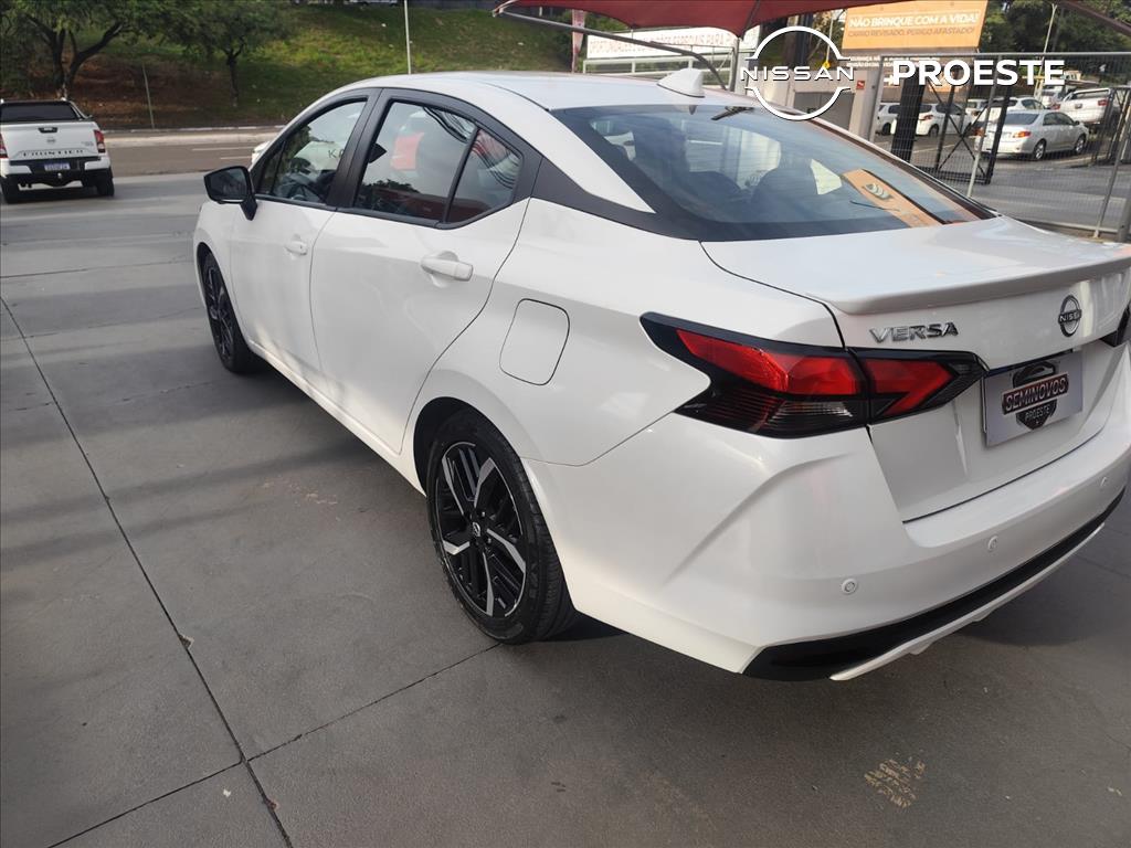 VERSA 1.6 16V FLEX EXCLUSIVE XTRONIC4