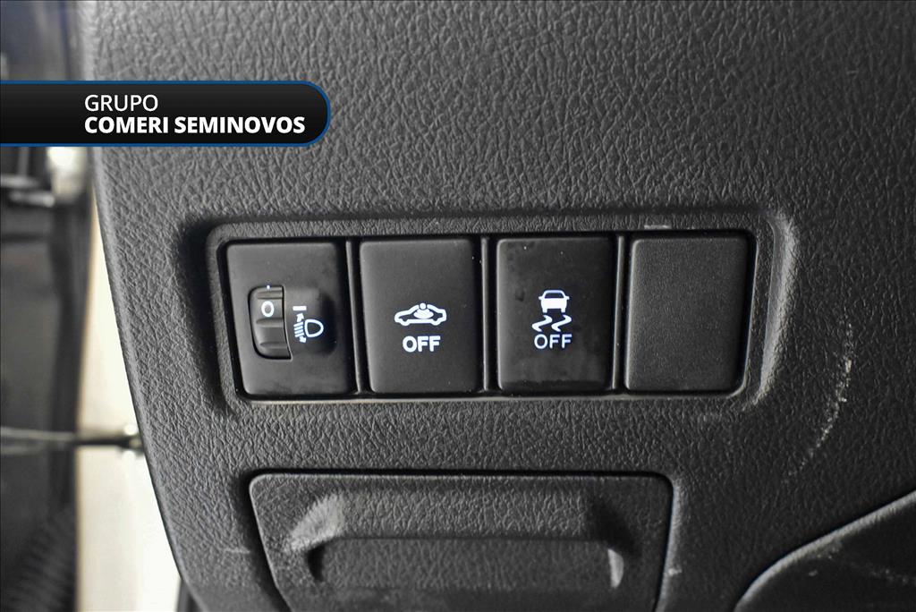 YARIS 1.5 16V FLEX SEDAN XL MANUAL12 YARIS 1.5 16V FLEX SEDAN XL MANUAL12