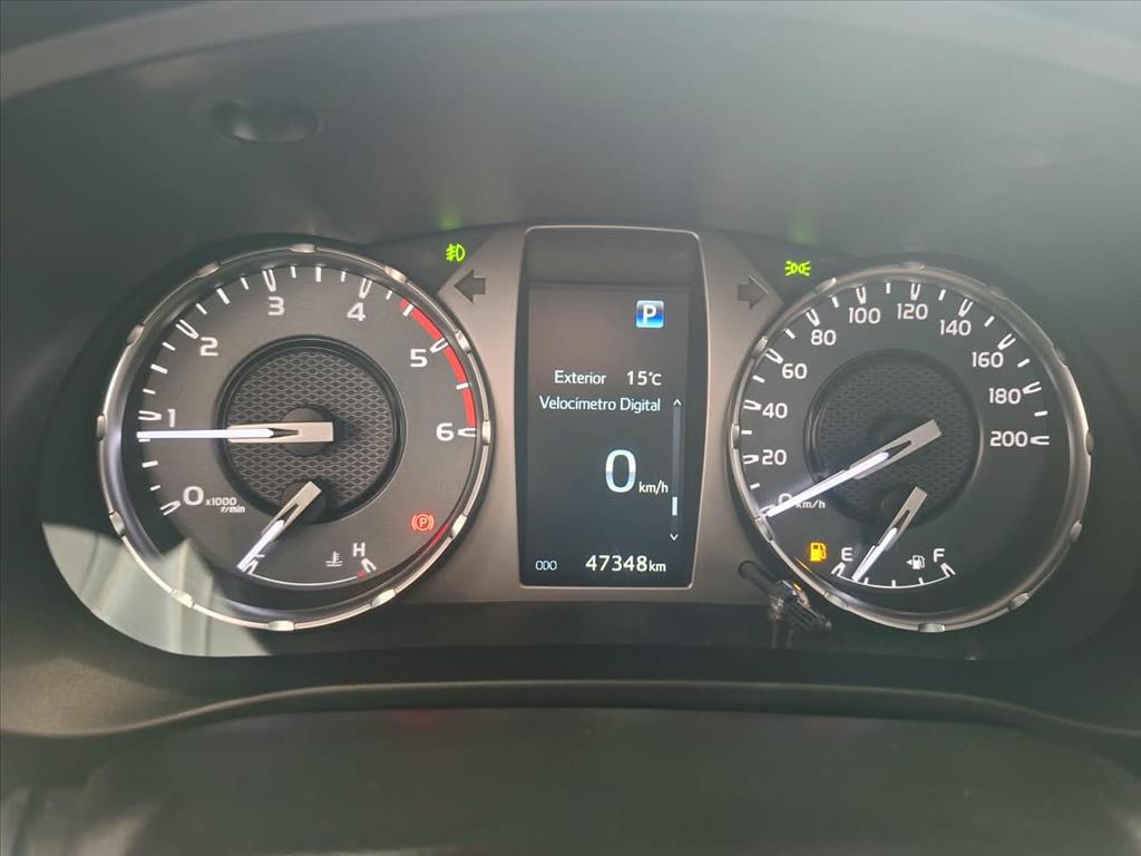 HILUX 2.8 D-4D TURBO DIESEL CD SRV 4X4 AUTOMÁTICO10