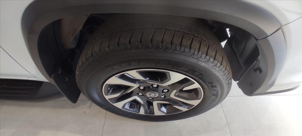 HILUX SW4 2.8 D-4D TURBO DIESEL SRX PLATINUM 7L 4X4 AUTOMÁTICO9