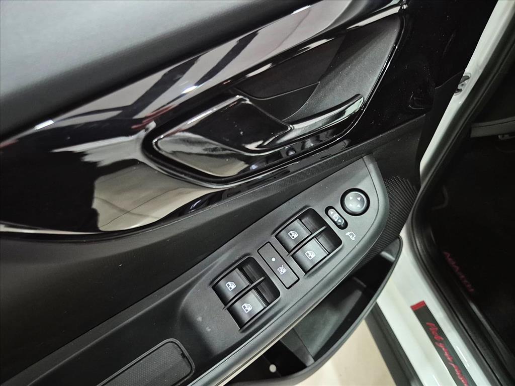 Fiat-FASTBACK-1.3 TURBO 270 FLEX ABARTH AT6