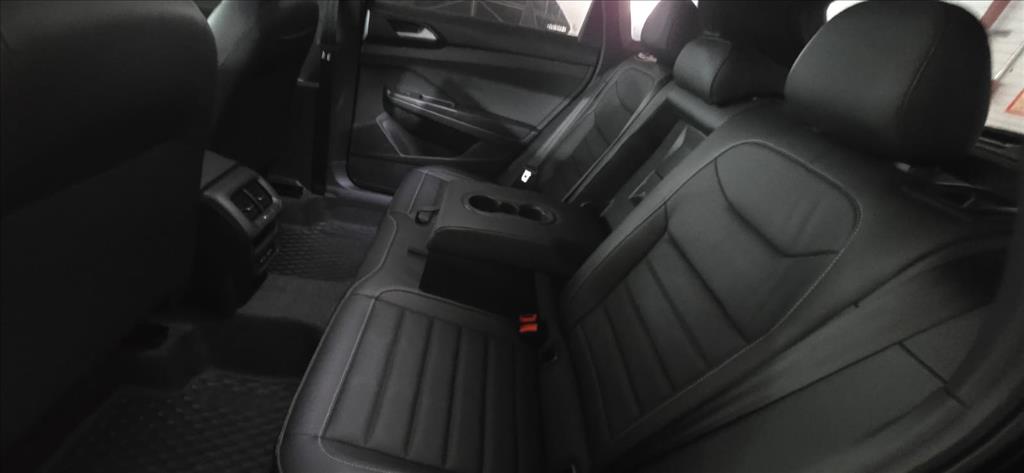 TAOS 1.4 250 TSI TOTAL FLEX HIGHLINE AUTOMÁTICO9