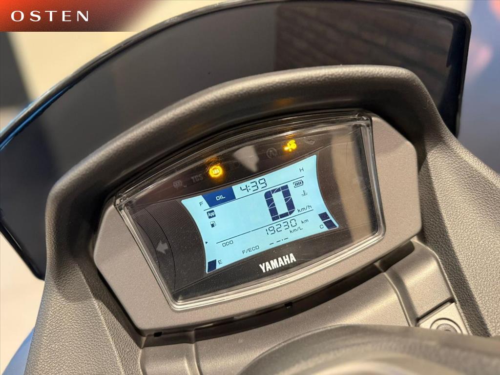 YAMAHA-NMAX-160 ABS