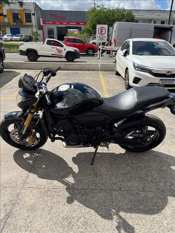 HONDA CB foto 2