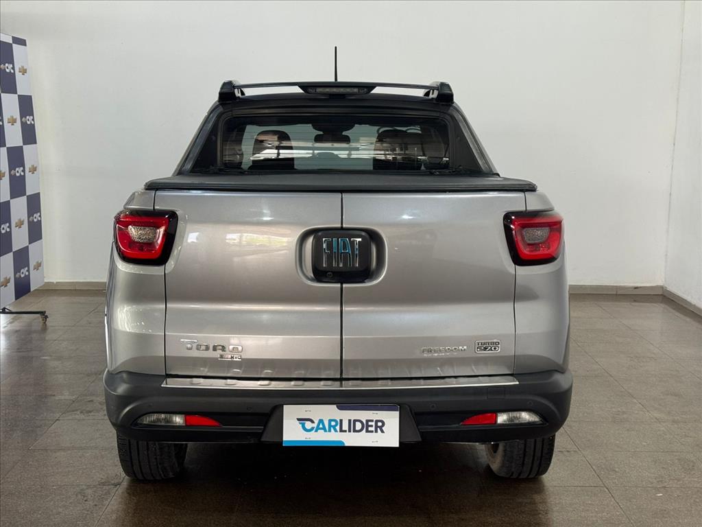 TORO 1.3 TURBO 270 FLEX FREEDOM AT63