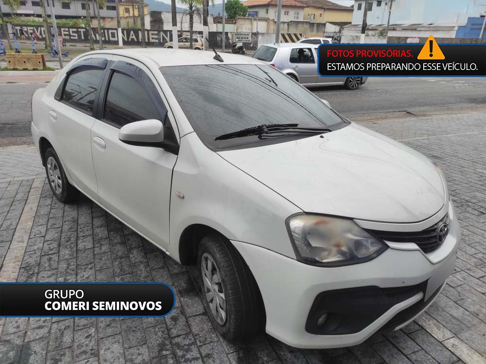 ETIOS 1.5 XS SEDAN 16V FLEX 4P MANUAL2